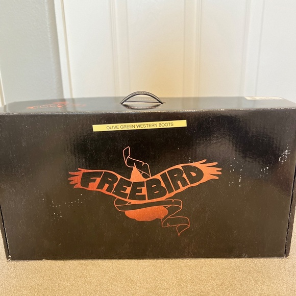 Freebird by Steven Carver Olive Boots Size 9 Snakeskin Lace Up Knee High Boots - Picture 3 of 8